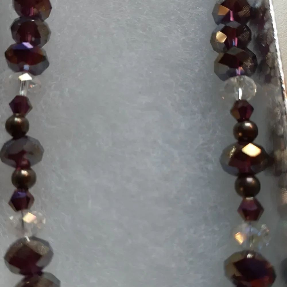 19" CRYSTAL NECKLACE. Deep purple/clear crystal